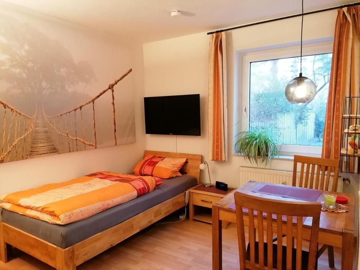 Komfortables Apartment In Bevorzugter Lage บราวน์ชไวก์ ภายนอก รูปภาพ